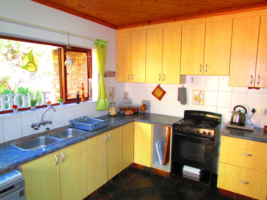 3 Bedroom Property for Sale in Meedingsride Western Cape